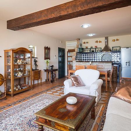 Villa Em Trogir Exteriör bild